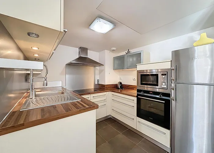 Pon2 - 2 Pieces Avec Piscine Et Terrasse Daire Cannes