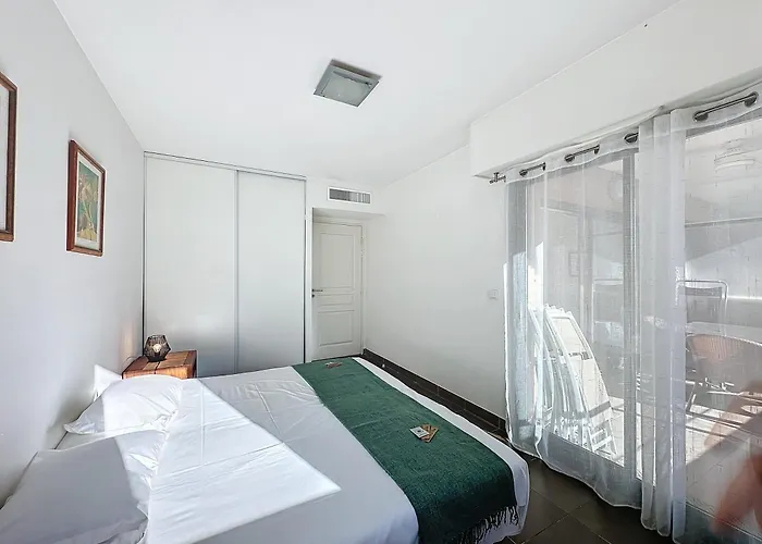 Pon2 - 2 Pieces Avec Piscine Et Terrasse Daire
