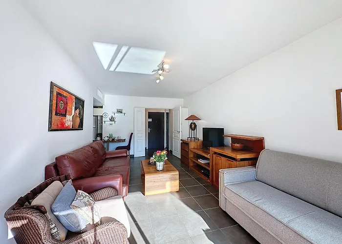 Pon2 - 2 Pieces Avec Piscine Et Terrasse Daire *